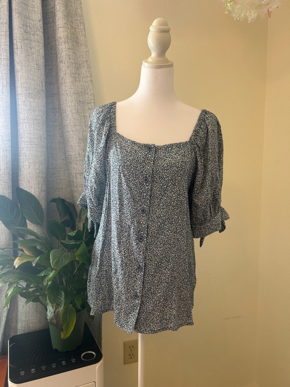 LC Lauren Conrad Navy Micro Floral Square Neck Button-Front Top